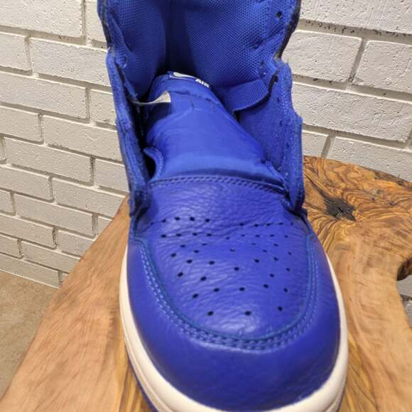Nike Air Jordan 1 Retro High “Hyper Royal” 555088-401 Men's Size 10.5 *PREOWNED* - Picture 12 of 16